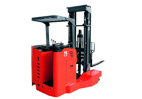 4 yönlü forkliftin temel özellikleri nelerdir?